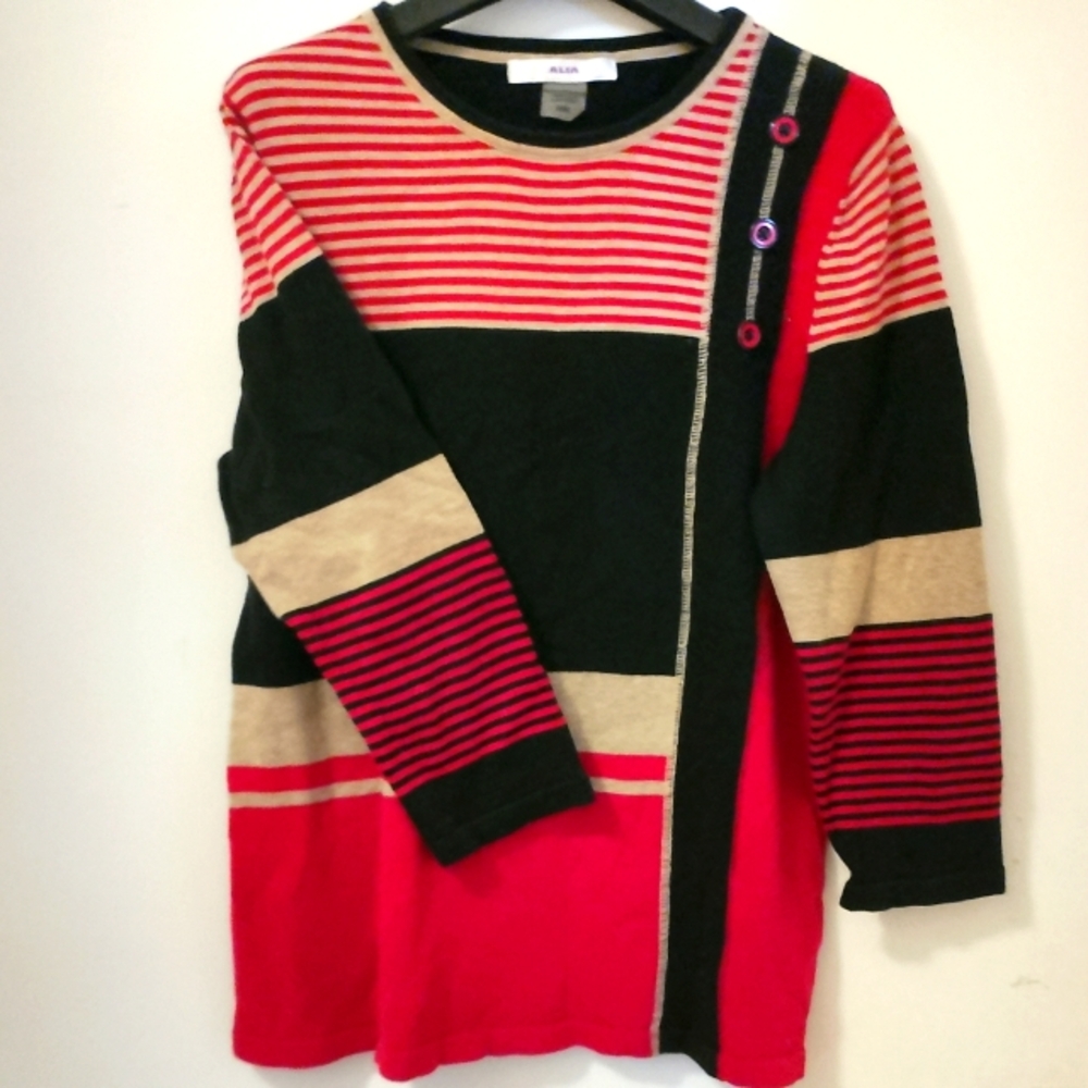 Pullover sweater